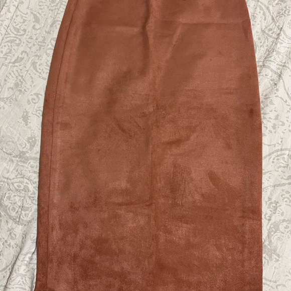 BCBG midi skirt - Picture 4 of 4